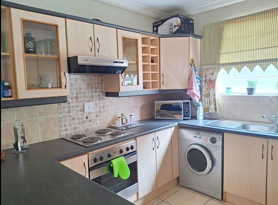 3 Bedroom Property for Sale in Jeffreys Bay Central Eastern Cape
